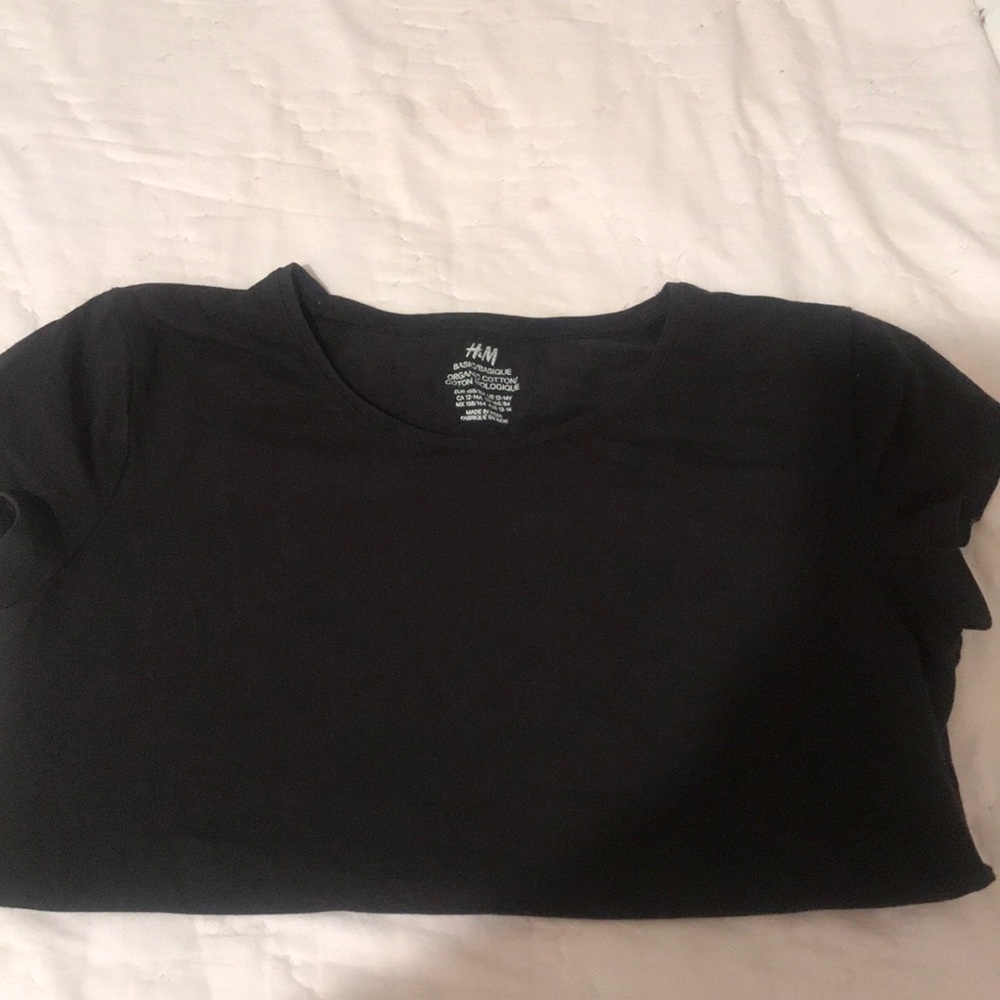 Basic black h and m t shirt